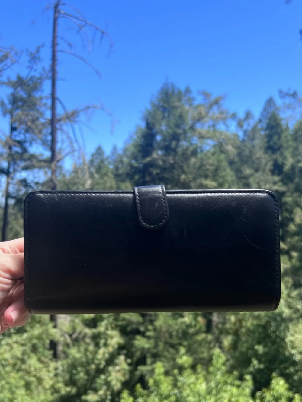 COACH Black Smooth Leather Bifold Wallet with Gold Hardware AUTHENTIC